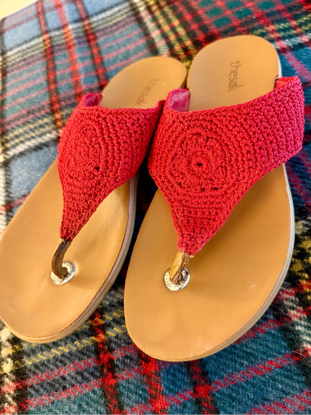 The Sak Size 9 Red Shana Thong Crochet Sandal